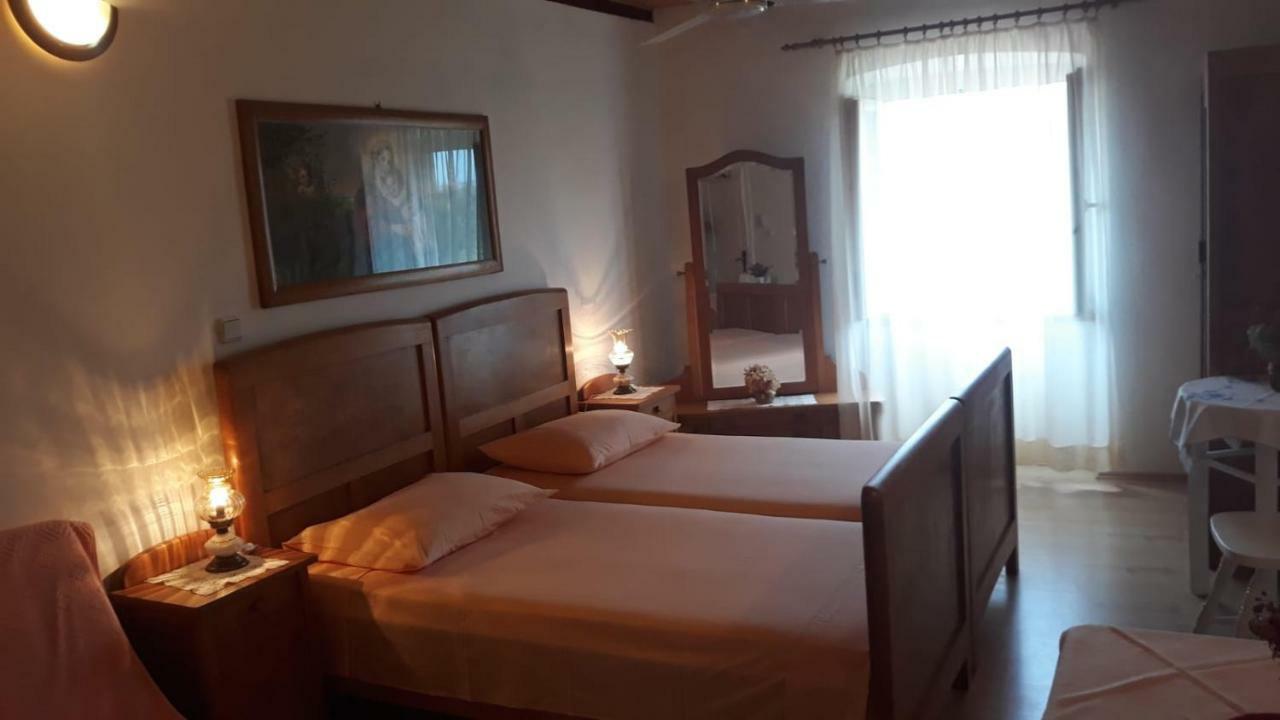 Apartments Lovor 실바 외부 사진